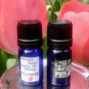 AROMATERAPEUTICKÝ OLEJOVÝ PARFÉM °ČAKRY° 1. MÚLADHÁRA 6 ml