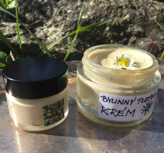 AROMATERAPEUTICKÝ BYLINNÝ PLEŤOVÝ KRÉM °VYŽIVUJÍCÍ° ☼ 30 ml
