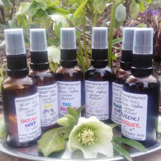 AROMATERAPEUTICKÝ TĚLOVÝ OLEJ KVĚTOVÝ ÚPLŇKOVÝ*SOMA ° LUNA VE VODNÁŘI ° SLUNCE VE LVU ° 50 ml